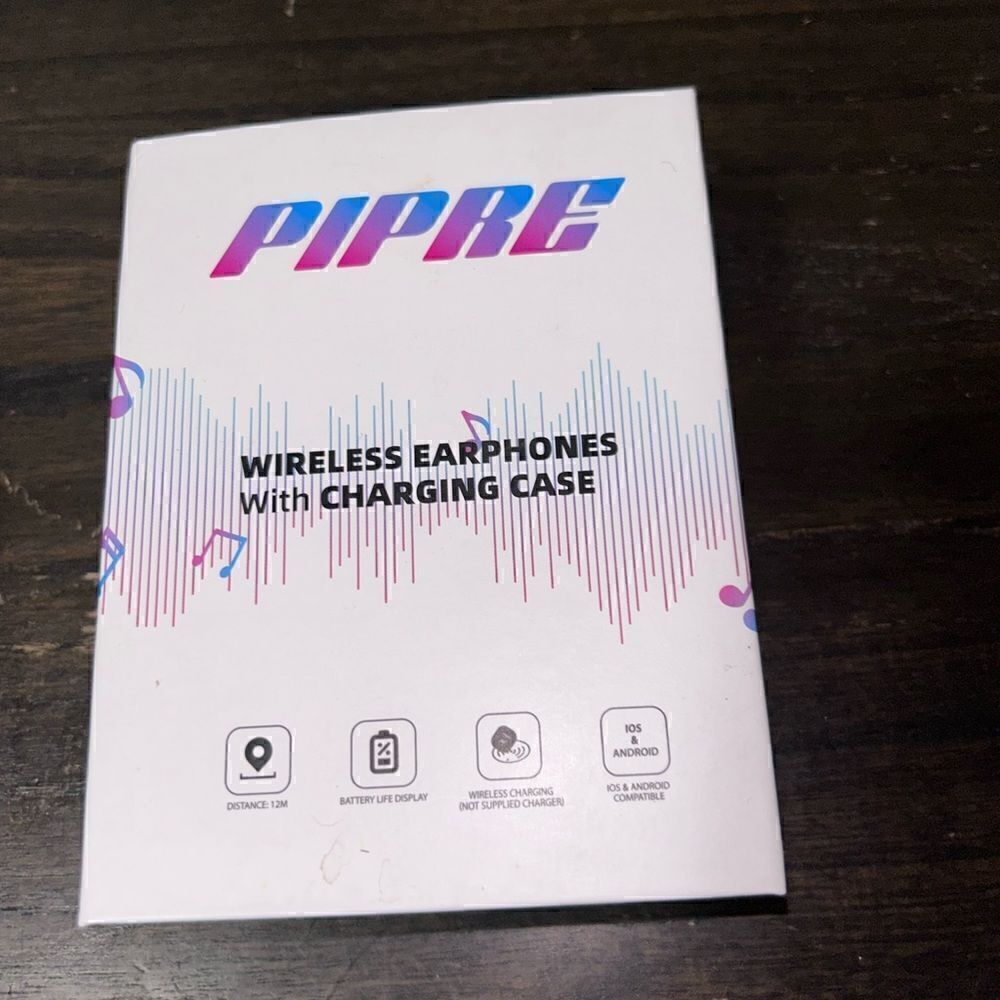 NWT wireless earbuds with charging case